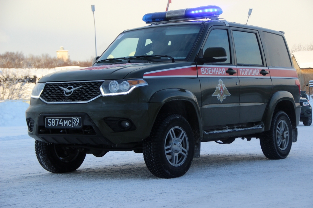 Машина УАЗ Патриот полиция