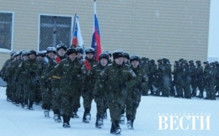 Арктической бригаде вручили Боевое знамя