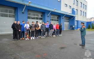 Пожарные продемонстрировали свой уровень