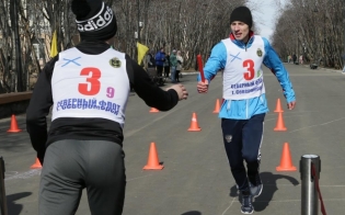 В Североморске прошла первомайская легкоатлетическая эстафета