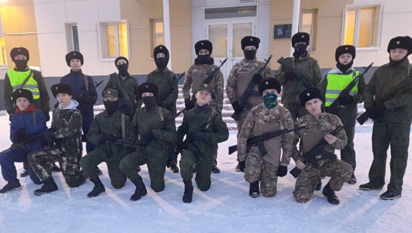 Кадетский забег с автоматами