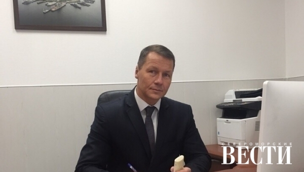 Два подъезда и одна крыша